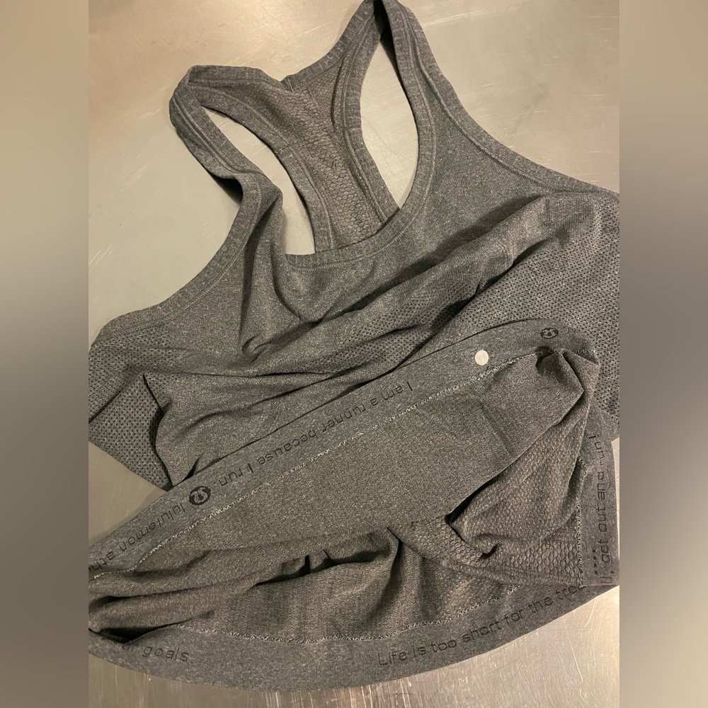 Lululemon - Swiftly Tech Racerback US10 - Picture 8 of 10